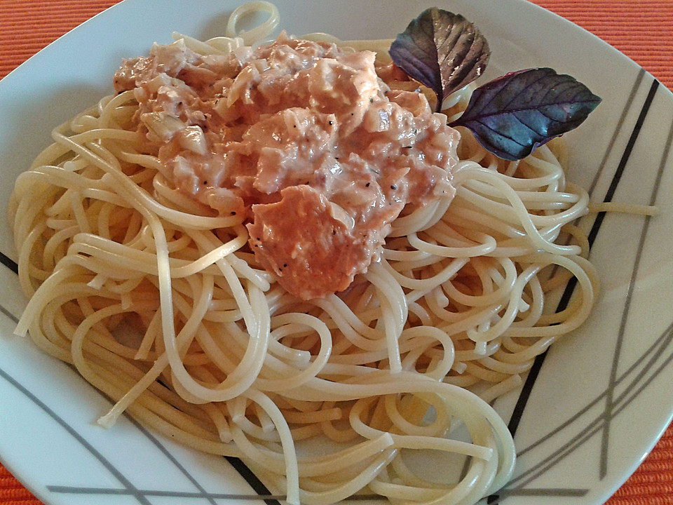 Spaghetti mit Thunfisch